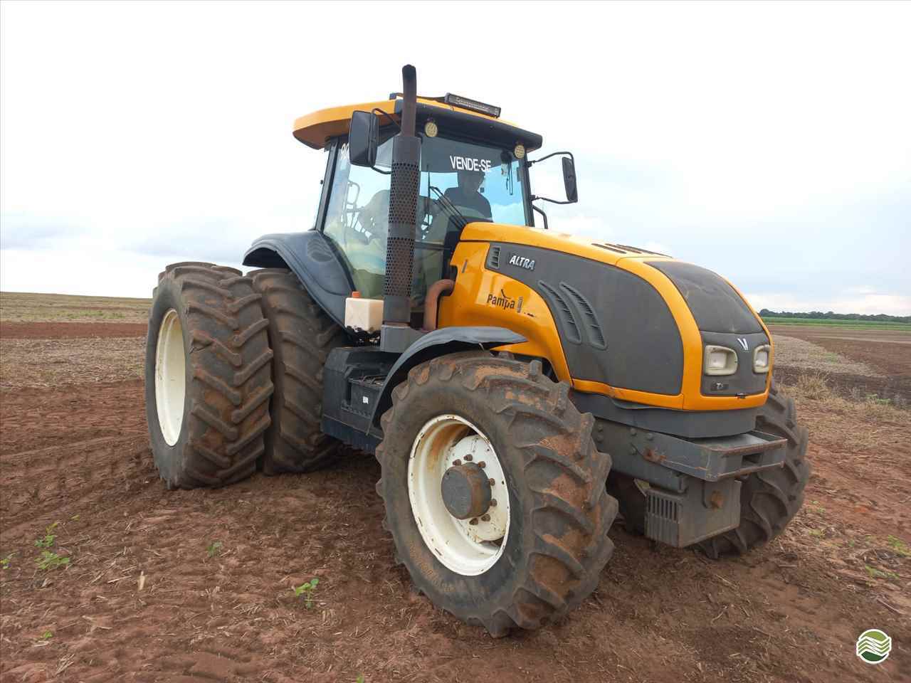 VALTRA BT 210 de Gomagril Máquinas Agrícolas